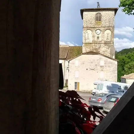 Maison Confortable A Saint-Maurin Avec 45 M² Et Terrasse *