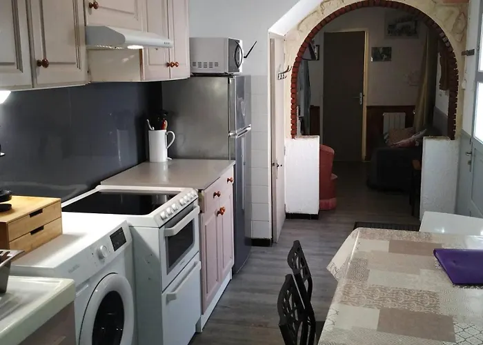 Maison Confortable A Avec 45 M² Et Terrasse * Saint-Maurin