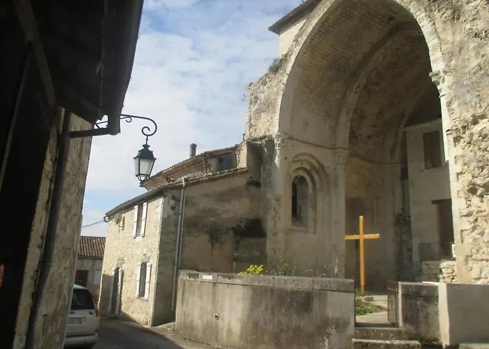 Maison Confortable A Avec 45 M² Et Terrasse Hébergement de vacances Saint-Maurin