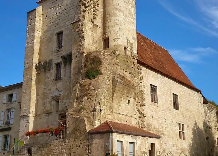 Maison Confortable A Avec 45 M² Et Terrasse * Saint-Maurin
